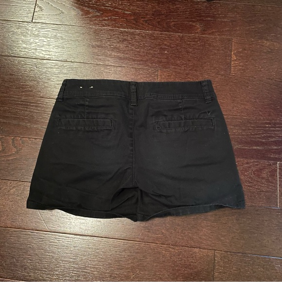 American Eagle Outfitters Black Midi Stretch Jean Shorts - Picture 2 of 5